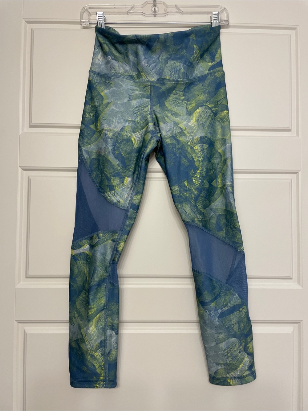 Under Armour Blue and Green Patterned  Heat Gear Performance Leggings